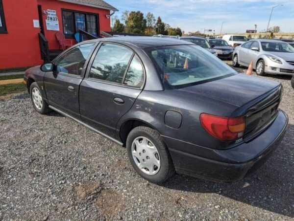 2001 Saturn S Series - Image 7