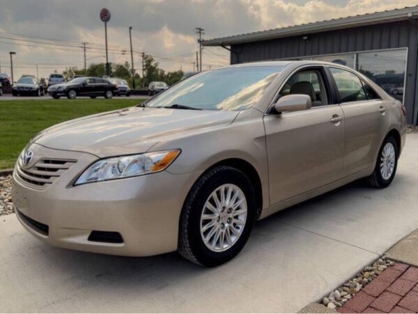 2007 Toyota Camry 96,521 miles - Image 8