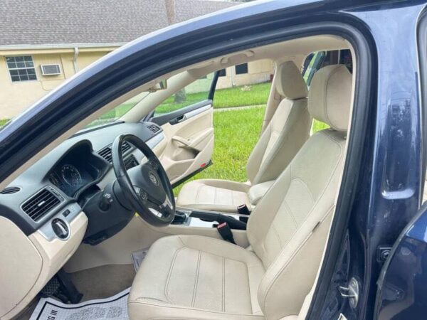 2013 Volkswagen Passat 83,470 miles - Image 14