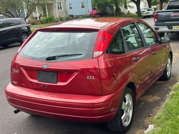 2004 Ford Focus - Image 7