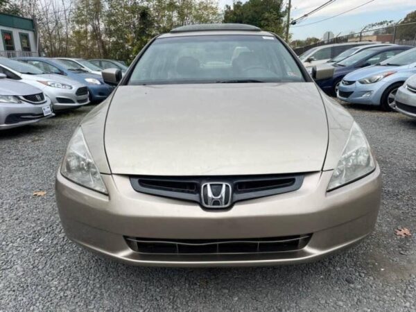 2004 Honda Accord - Image 4