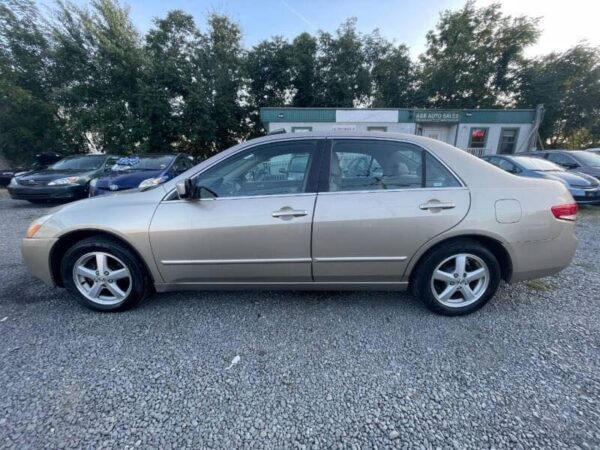 2004 Honda Accord - Image 8