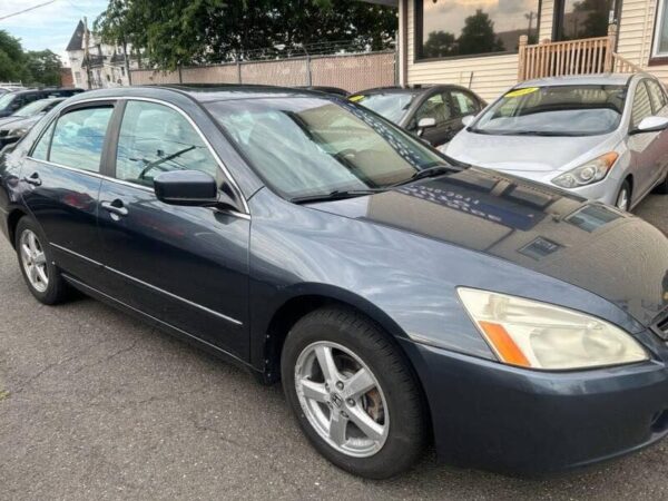 2004 Honda Accord - Image 11
