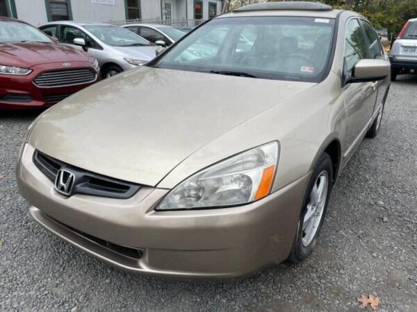 2004 Honda Accord - Image 10
