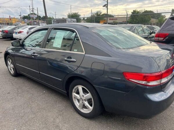 2004 Honda Accord - Image 14