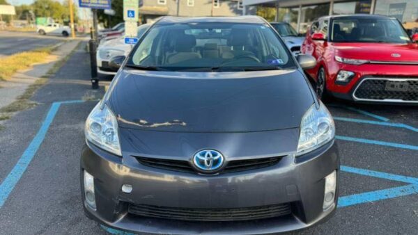 2010 Toyota Prius Two - Image 10